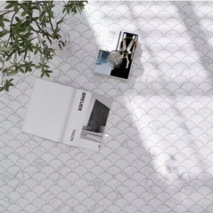 Calacatta Gold Italian Marble Fish Scale Fan Shaped Sea Shell Mosaic Tile Polished (Glossy)