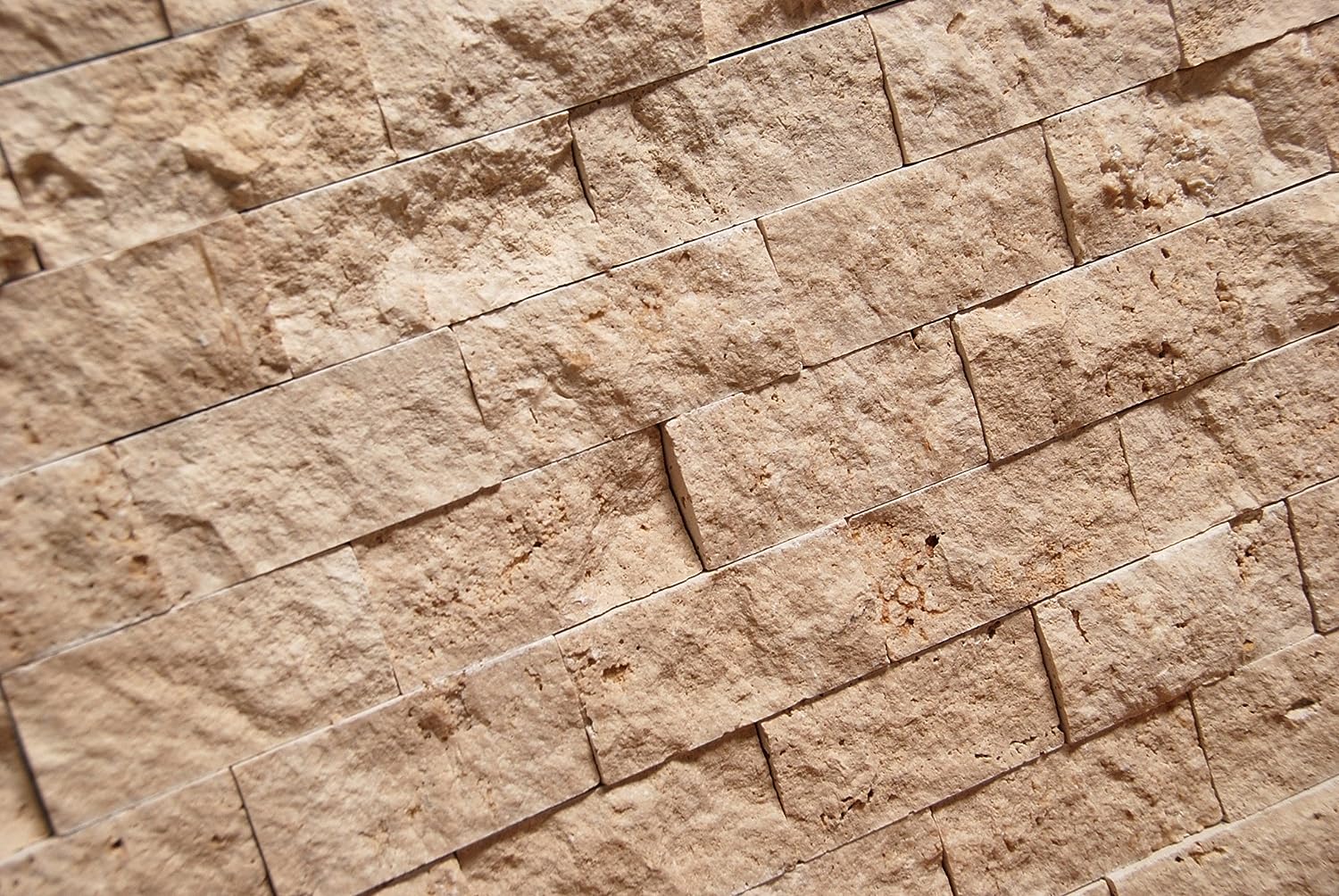 Light 2X4 Split-Faced Travertine Mosaic Wall Tile for Kitchen Backsplash, Fireplace Surround, Bathroom Wall