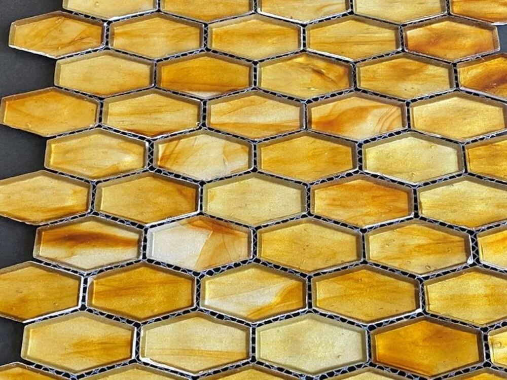 #color_Saffron